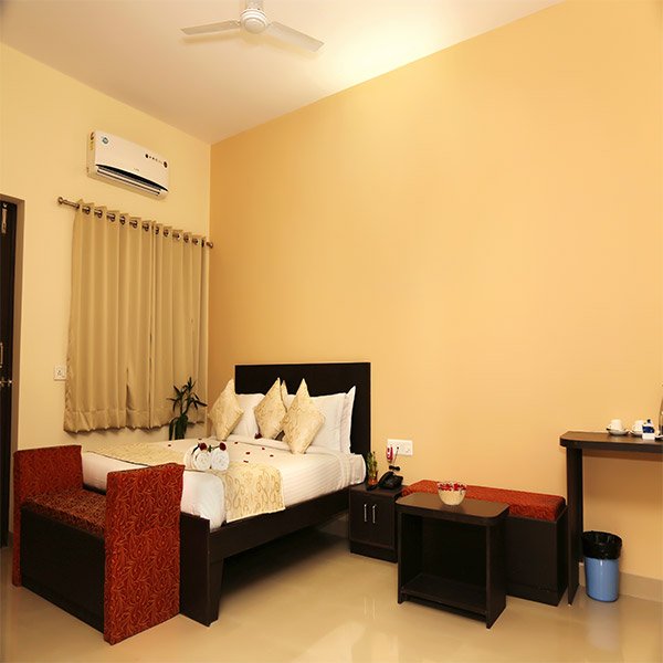 Hotel Near Attraction in Udaipur